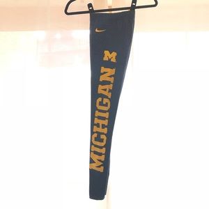 Nike Leg-A-See Leggings (University of Michigan)